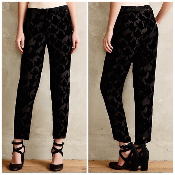 Anthropologie Pants - 🆕Anthropologie Black Velvet trousers